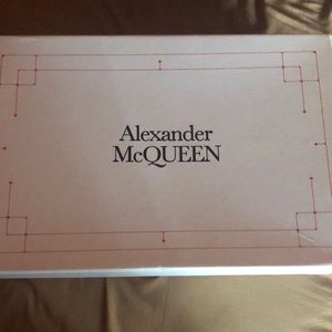 Alexander McQUeen